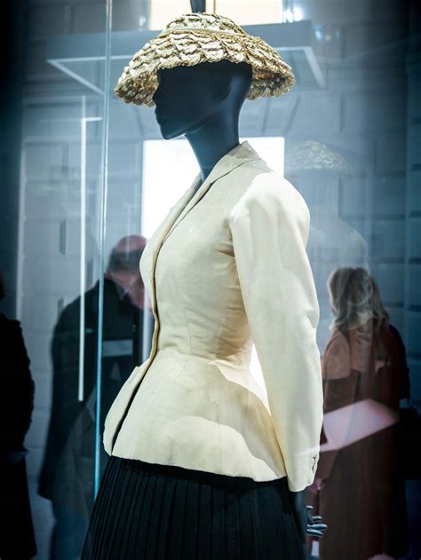 christian dior design patterns image movie|christian dior's the new look.